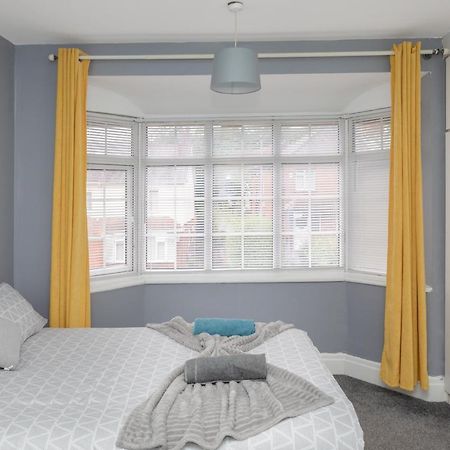 Leeds City Centre Spacious House Free Parking And Wi-Fi Zewnętrze zdjęcie