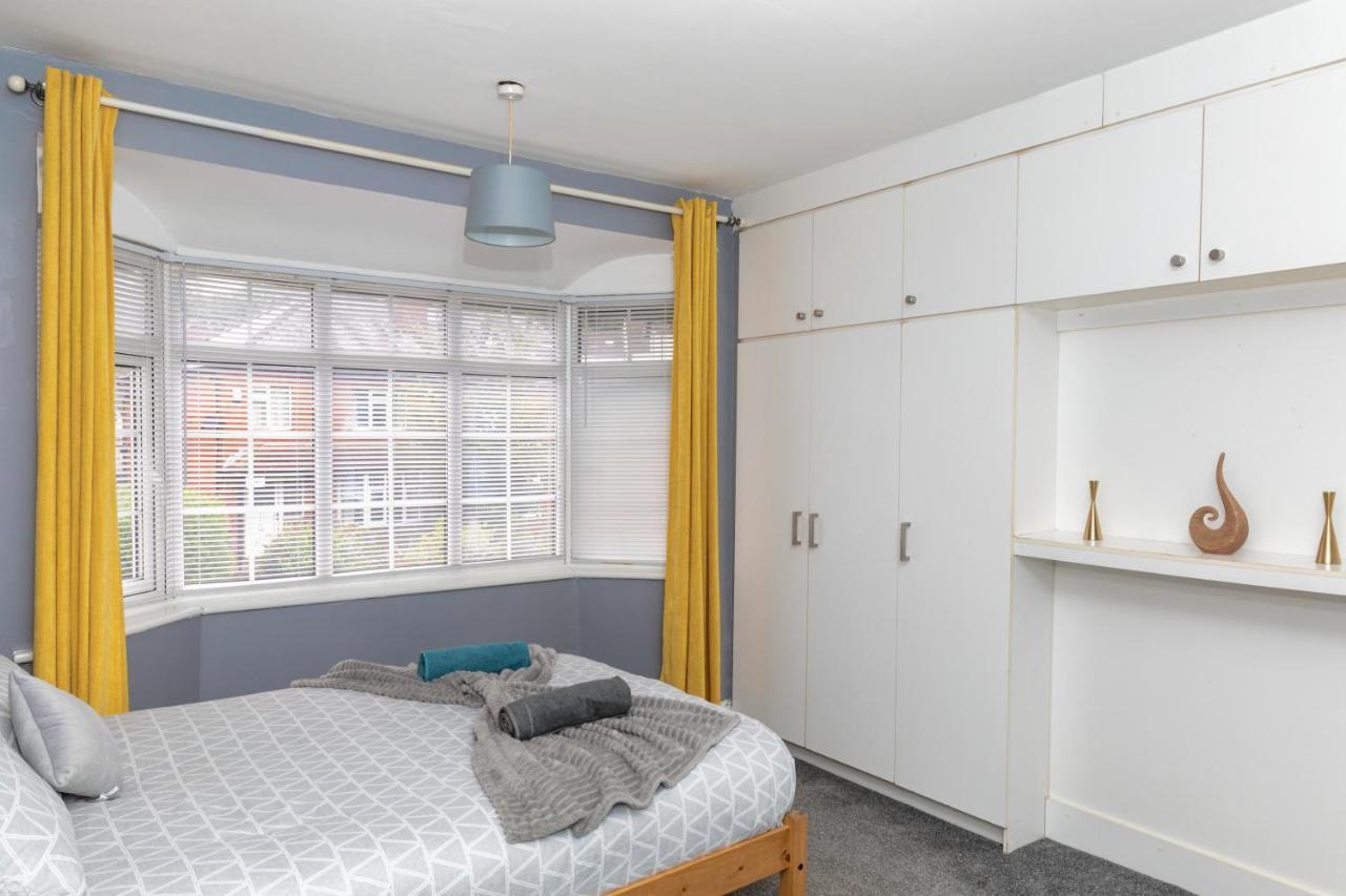 Leeds City Centre Spacious House Free Parking And Wi-Fi Zewnętrze zdjęcie