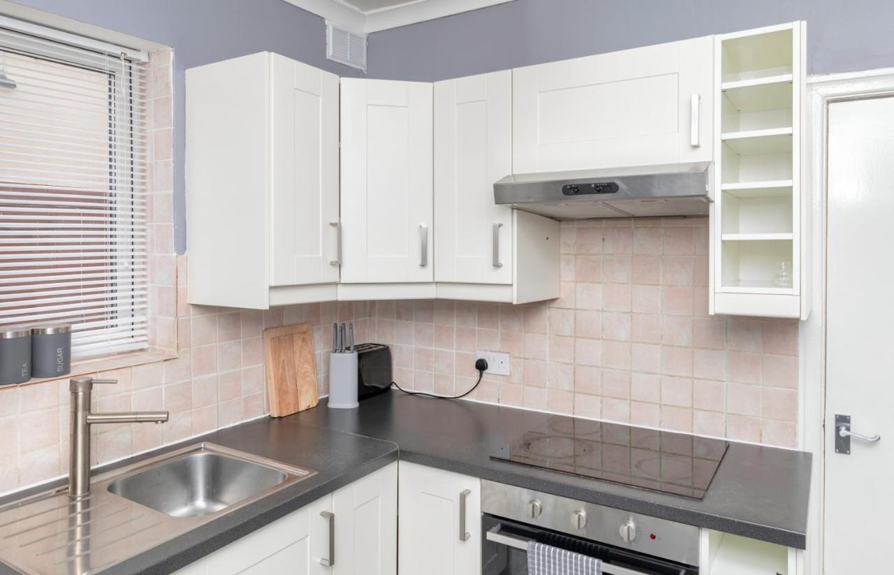 Leeds City Centre Spacious House Free Parking And Wi-Fi Zewnętrze zdjęcie